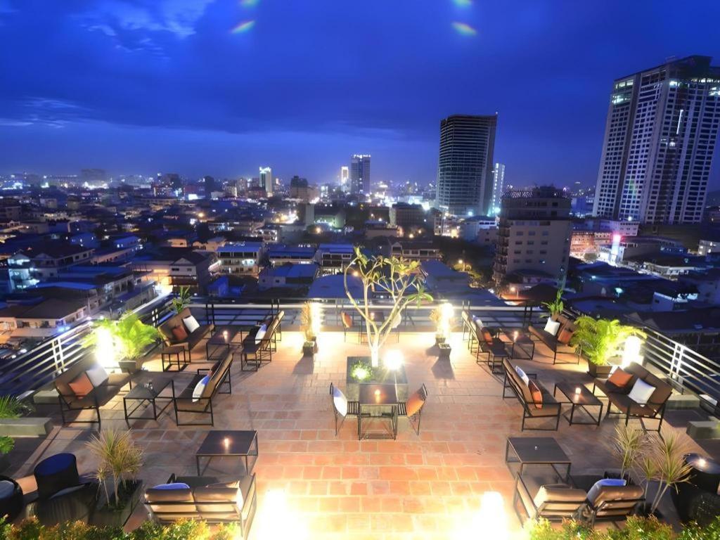 Kolab Sor Phnom Penh Hotel Exterior photo